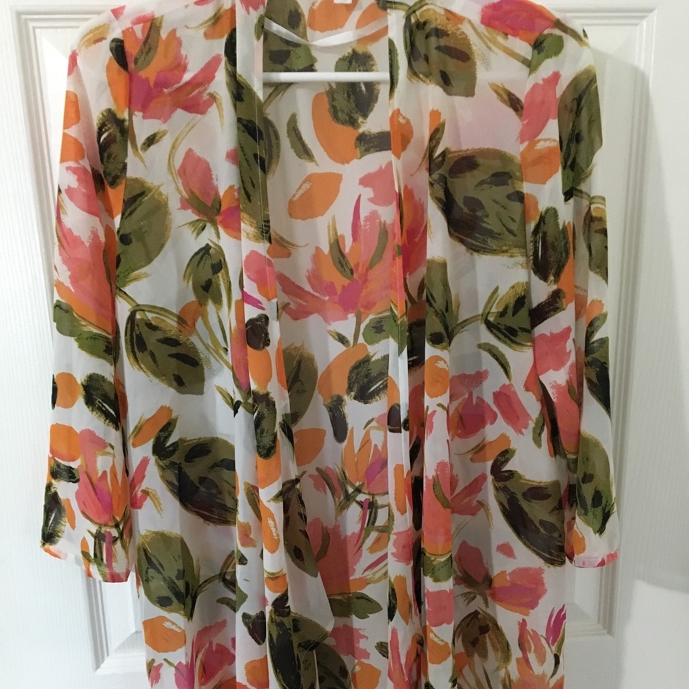 Floral Charming Charlie kimono
